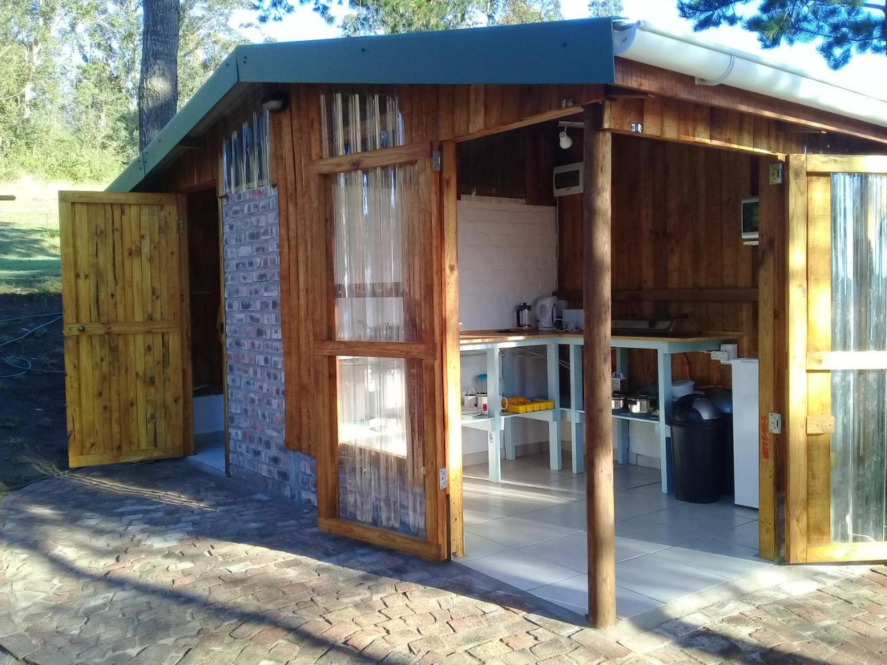 Sedgefield Huts Hotell Exteriör bild