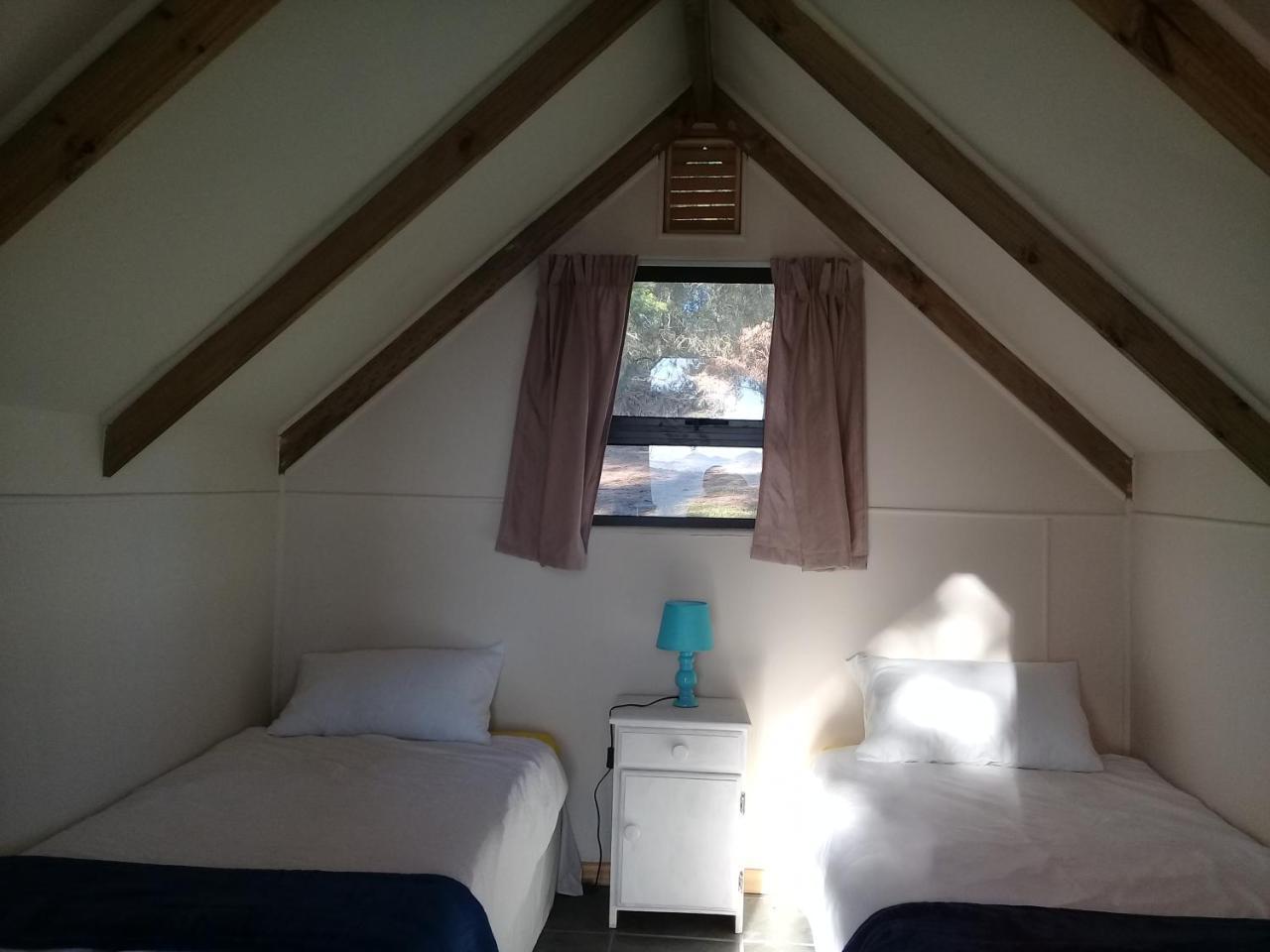 Sedgefield Huts Hotell Exteriör bild